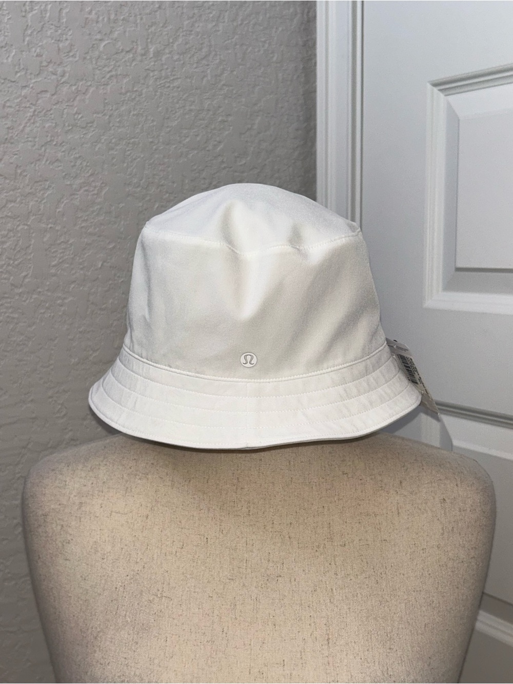 New, Lululemon Both Ways Bucket Hat